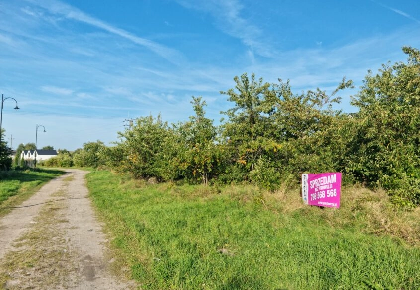 Nowęcin, ul. Akacjowa | 1 405 m² | Teren objęty MP