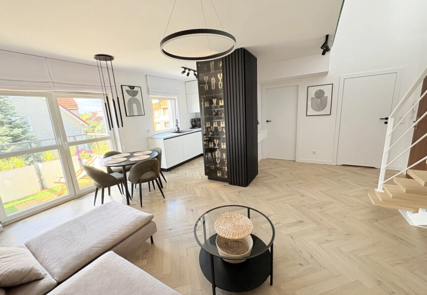 duży taras+balkon, 2 poziomowe