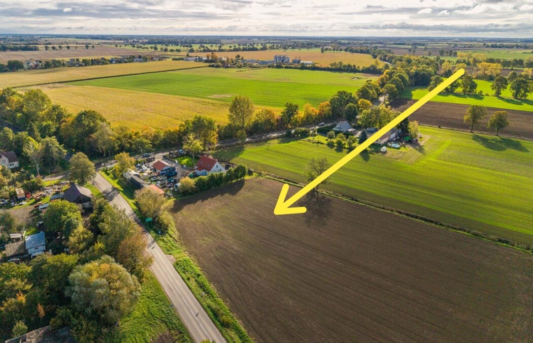Usługowa | Przy głównej drodze | Prąd i woda