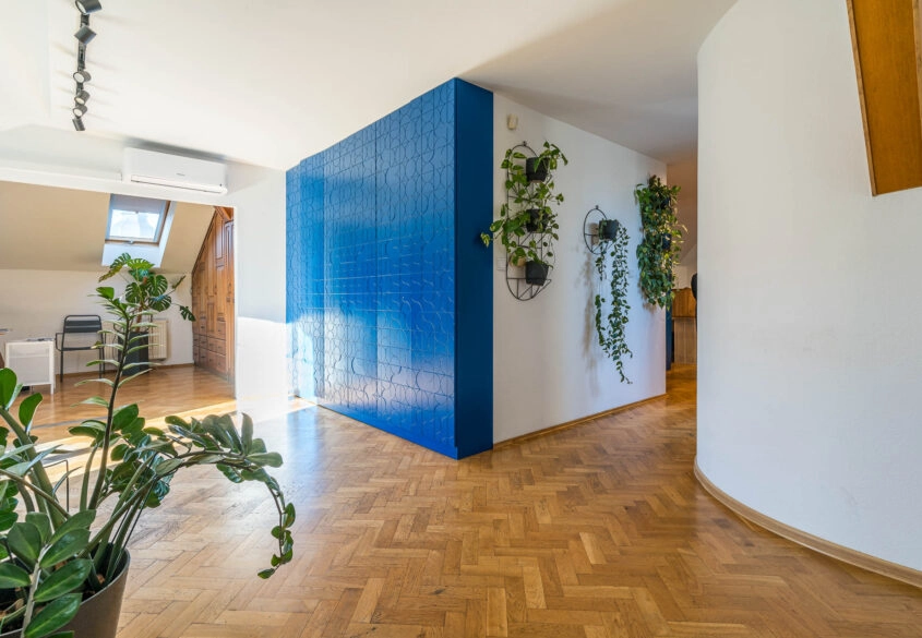 135m2 3 miejsca parkingowe, klimatyzacja,2 balkony