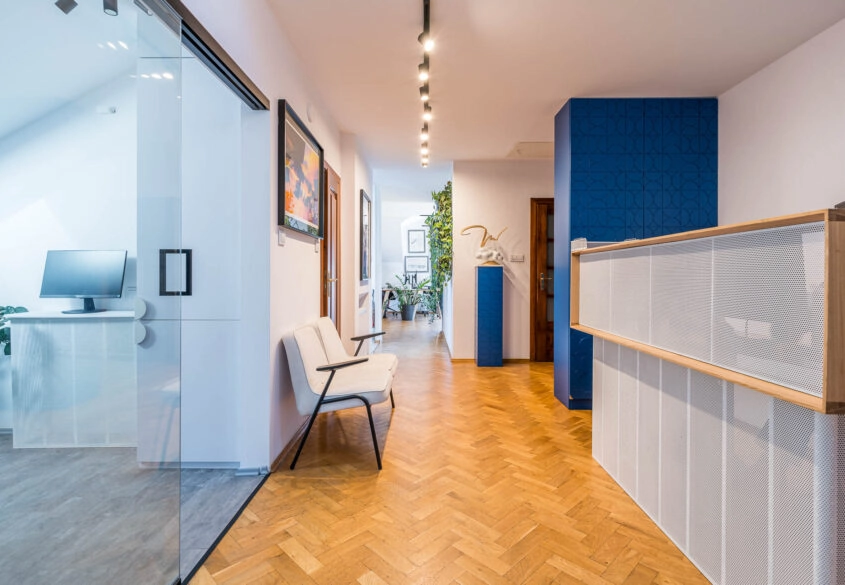 135m2 3 miejsca parkingowe, klimatyzacja,2 balkony