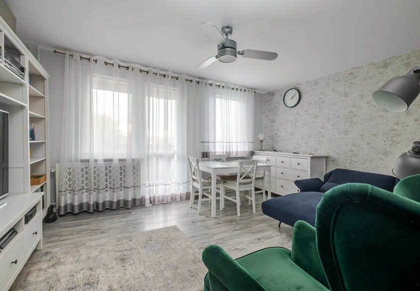 3 pokoje po generalnym remoncie, loggia