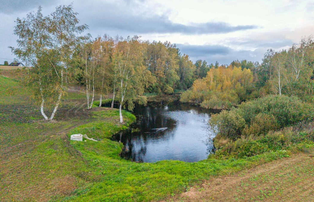 Działka ze stawem I Prąd Woda