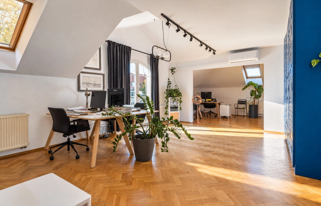 135m2 3 miejsca parkingowe, klimatyzacja,2 balkony