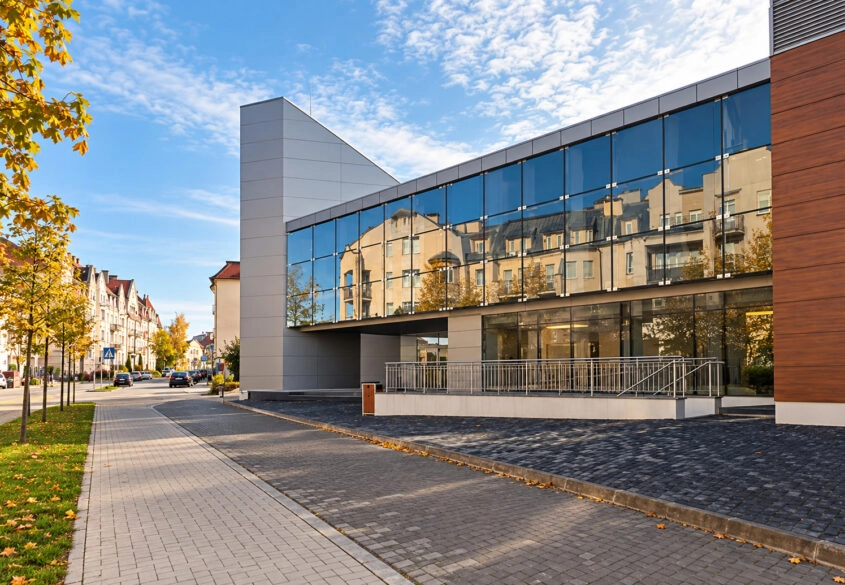 lokal usługowo handlowy w galerii mazurskiej