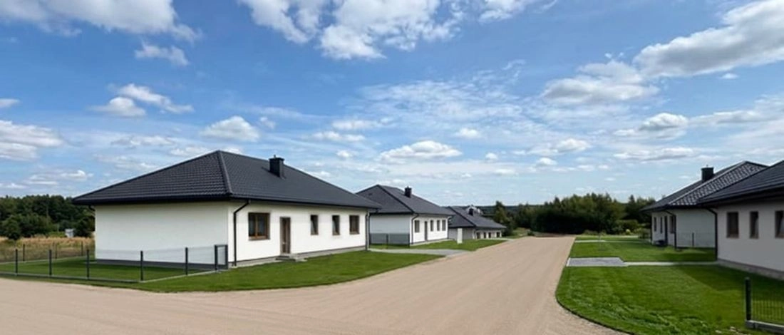 Parterowy dom wolnostojący blisko PKM